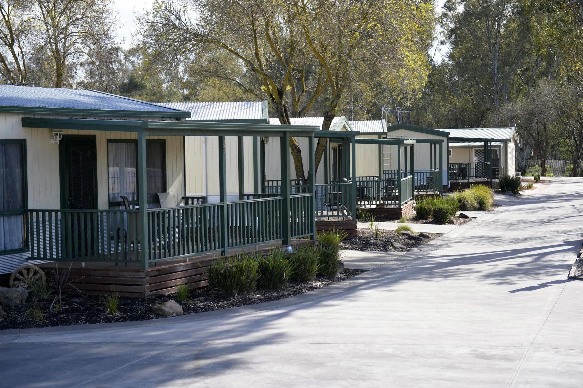 Riverside Cabin Park Shepparton Exterior foto
